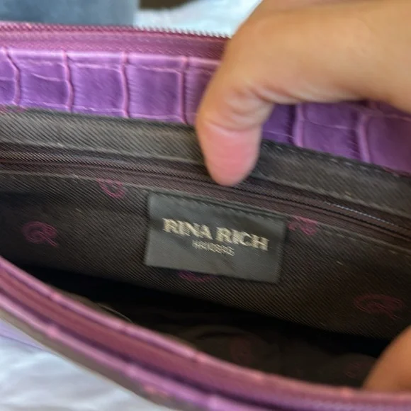 Vtg Rina Rich purple croc leather handbag